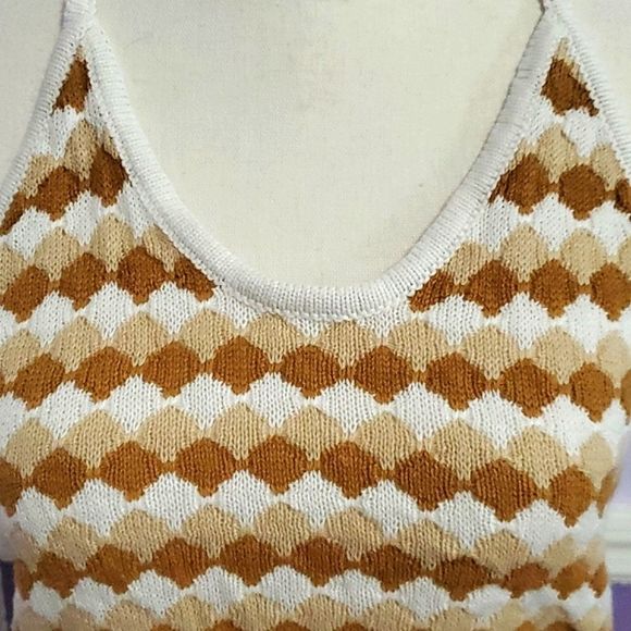 Willow & Wind Tan Neutrals Knitted Boho Beachy Festival Halter Cropped Top - Picture 2 of 8